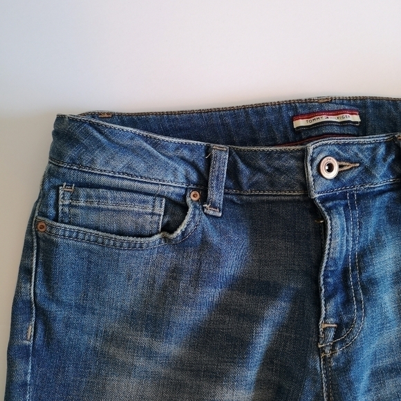 Tommy Hilfiger Boyfriend Jeans in Size 4/27 - Picture 4 of 9
